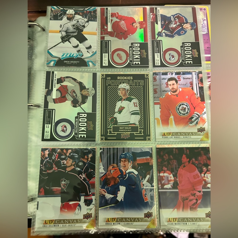 9 Assorted NHL cards